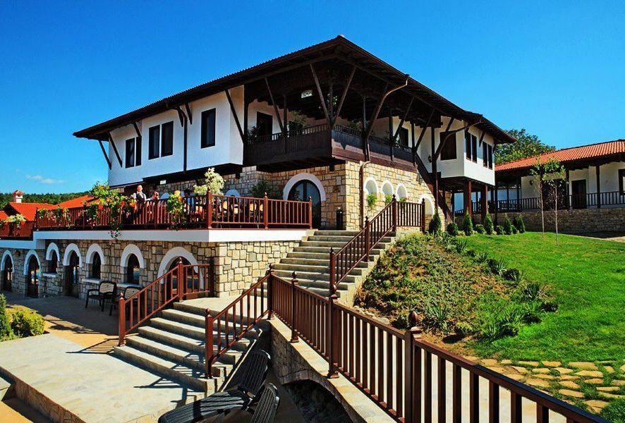 10 лучших аутентичных отелей Болгарии